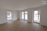 Wohn- Essbereich - moderne 3-Zimmer Wohnung in Aurich – Erstbezug nach Neubau !