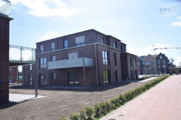 moderne 3-Zimmer Wohnung mit Balkon in Aurich Haxtum, 26605 Aurich, Etagenwohnung