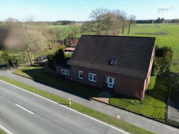 Neuer Preis!! Geräumiges Einfamilienhaus zwischen Friedeburg und Wiesmoor, 26639 Friedburg Upschört, Einfamilienhaus